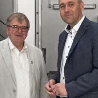 MdL Harry Scheuenstuhl im Gespräch mit Jan Kunau (FWF)